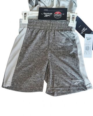 Zestaw krótkich spodni sportowych dziecięcych marki Reebok