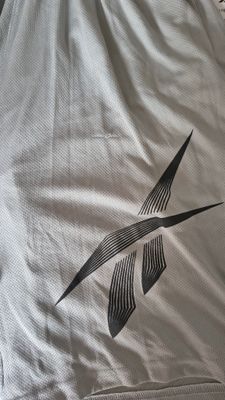Zestaw krótkich spodni sportowych młodzieżowych marki Reebok