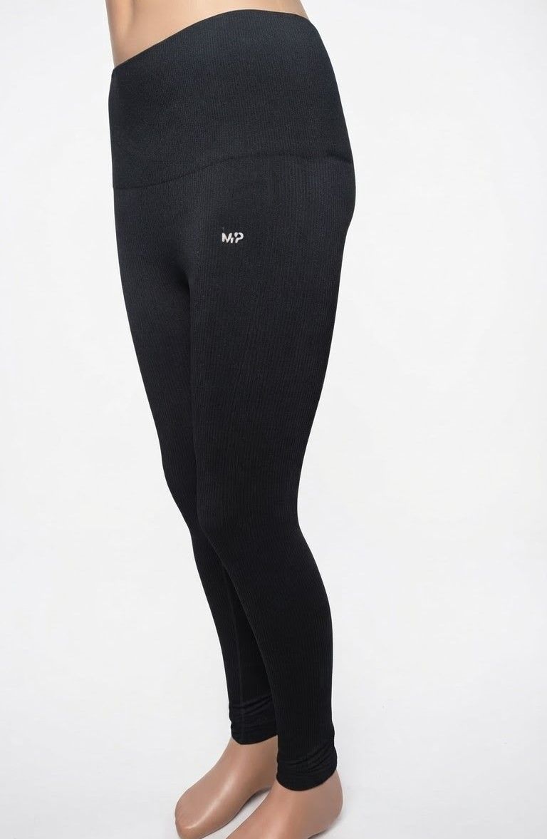 Czarne legginsy modelujące pośladki na siłownię MP MyProtein