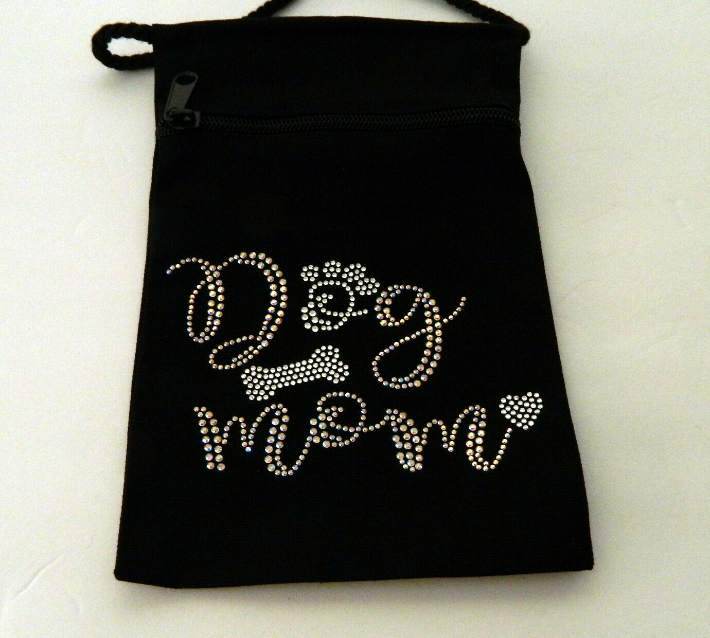 DOG MOM 
Zipperd Embellished Pouch