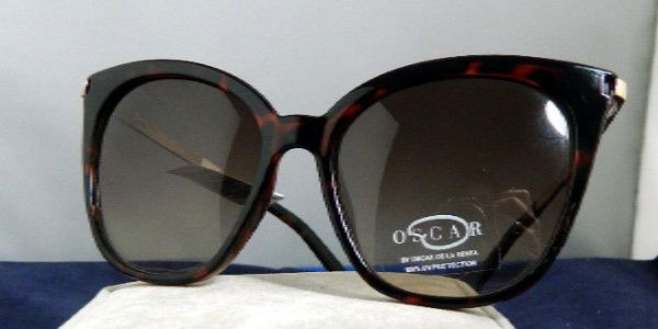OSCAR by Oscar De La Renta