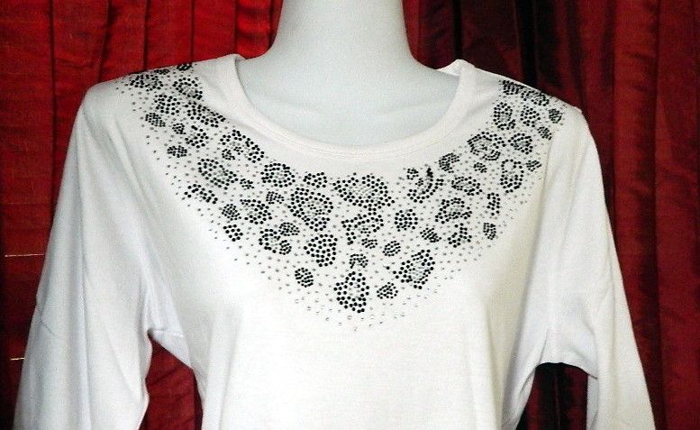 Black & CLear Rd Neckline
