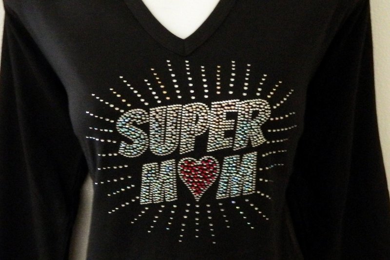 SUPER MOM   (AB stones)