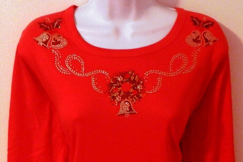 Christmas Wreath Neckline