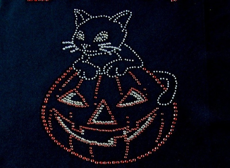 Halloween Kitty on Pumpkin