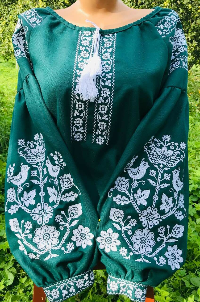 Вишиванка, жіноча вишивана блузка на зеленому домотканому (Арт. 02376)