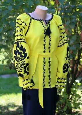 Вишиванка, жіноча вишивана блузка на жовтому домотканому (Арт. 03146)