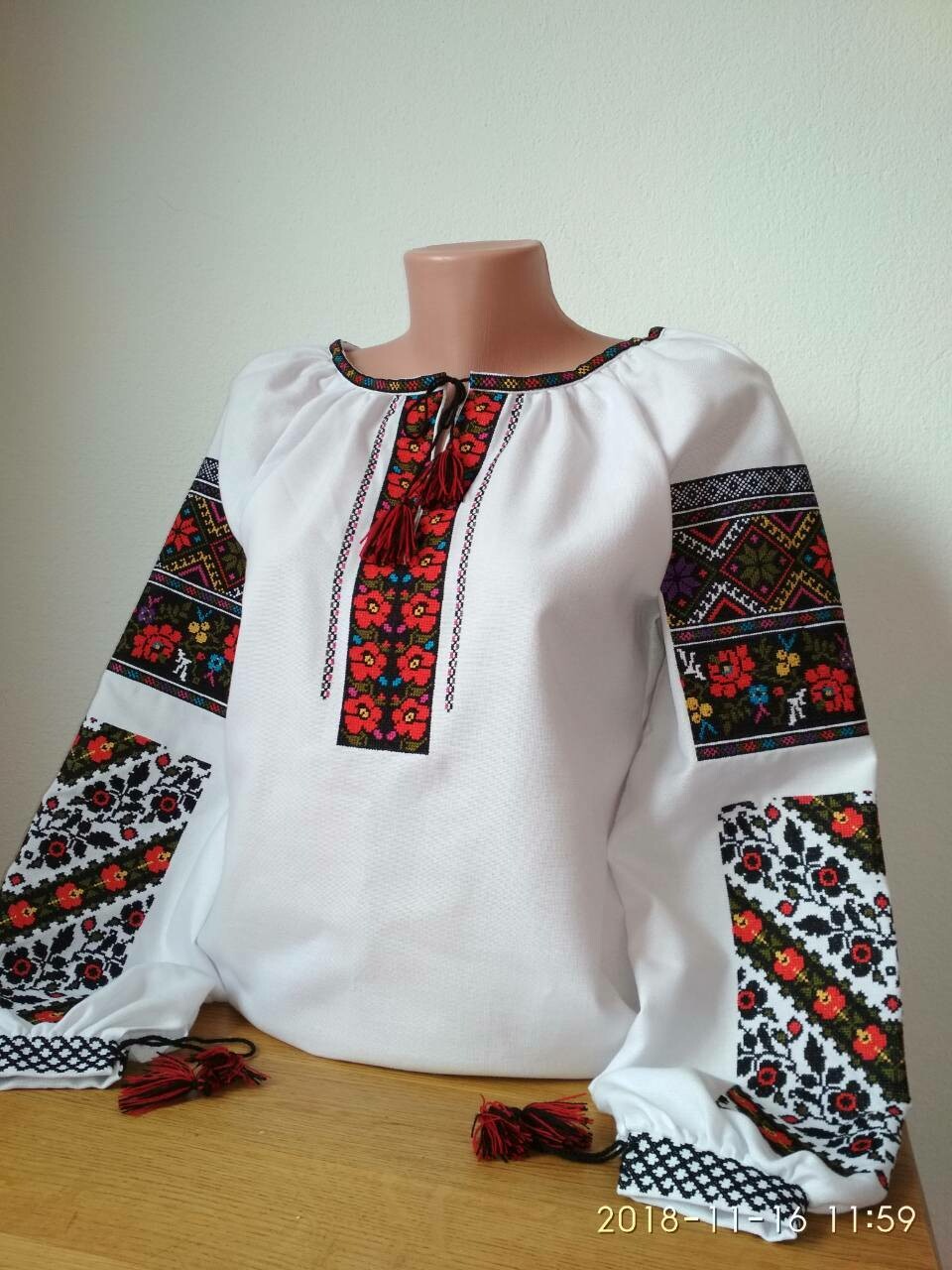 Вишиванка, жіноча вишивана блузка (Арт. 02440)