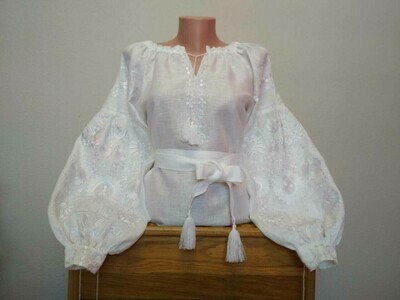 Вишиванка, жіноча вишивана блузка на білому льоні "Бохо" (Арт. 02434) Вишиванка, жіноча вишивана блузка на білому льоні "Бохо" (Арт. 02434)