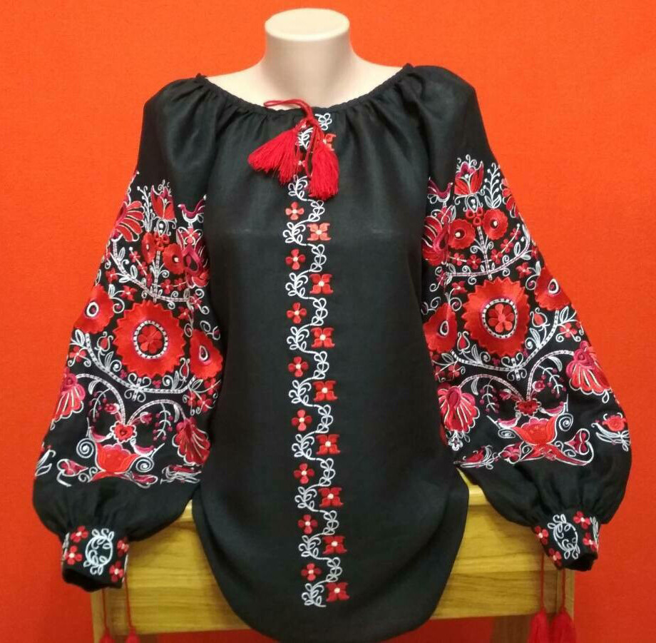 Вишиванка, жіноча вишивана блузка на чорному домотканому (Арт. 02486)