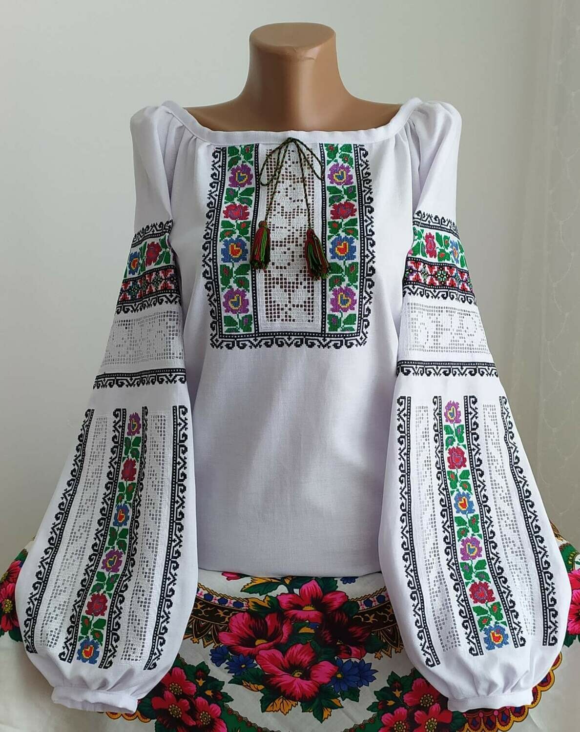 Неймовірно красива вишиванка, жіноча вишивана блузка на домотканому полотні &quot;Мережка&quot; (Арт. 02584)