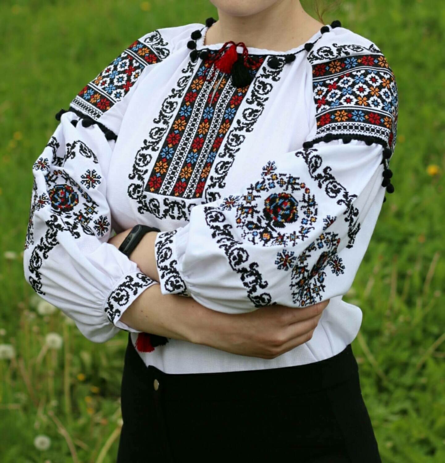 Вишиванка, жіноча вишивана блузка на домотканому полотні (Арт. 02636)