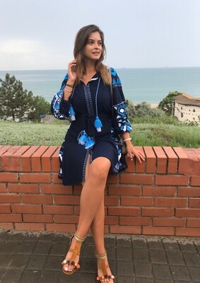 Вишиванка жіноча, сукня вишивана на льоні Вишиванка жіноча, сукня вишивана на льоні