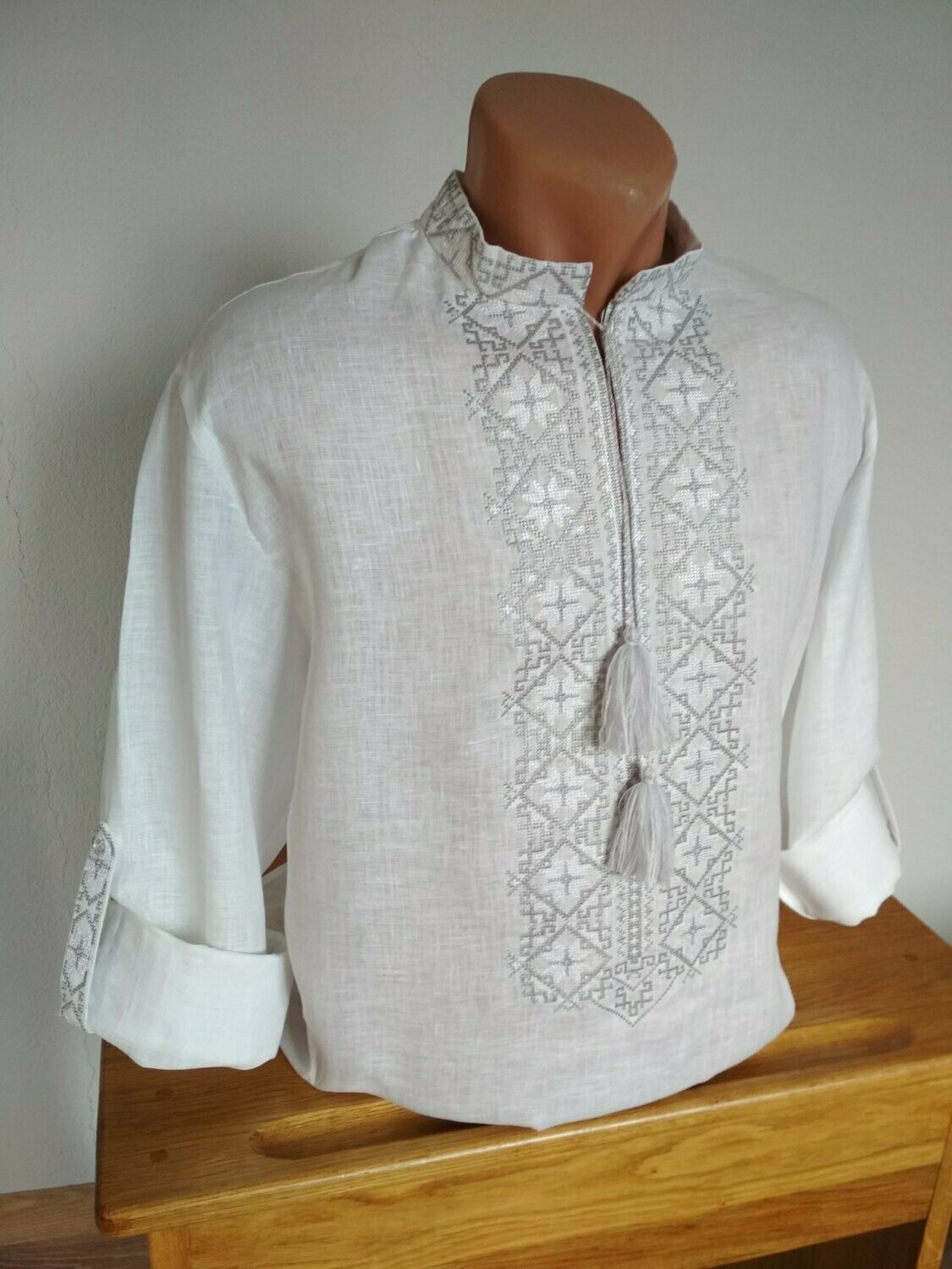 Вишиванка, чоловіча вишита сорочка (Арт. 02680)