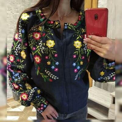 Вишиванка, жіноча вишивана блузка на темно-синьому льоні (Арт. 02716) Вишиванка, жіноча вишивана блузка на темно-синьому льоні (Арт. 02716)