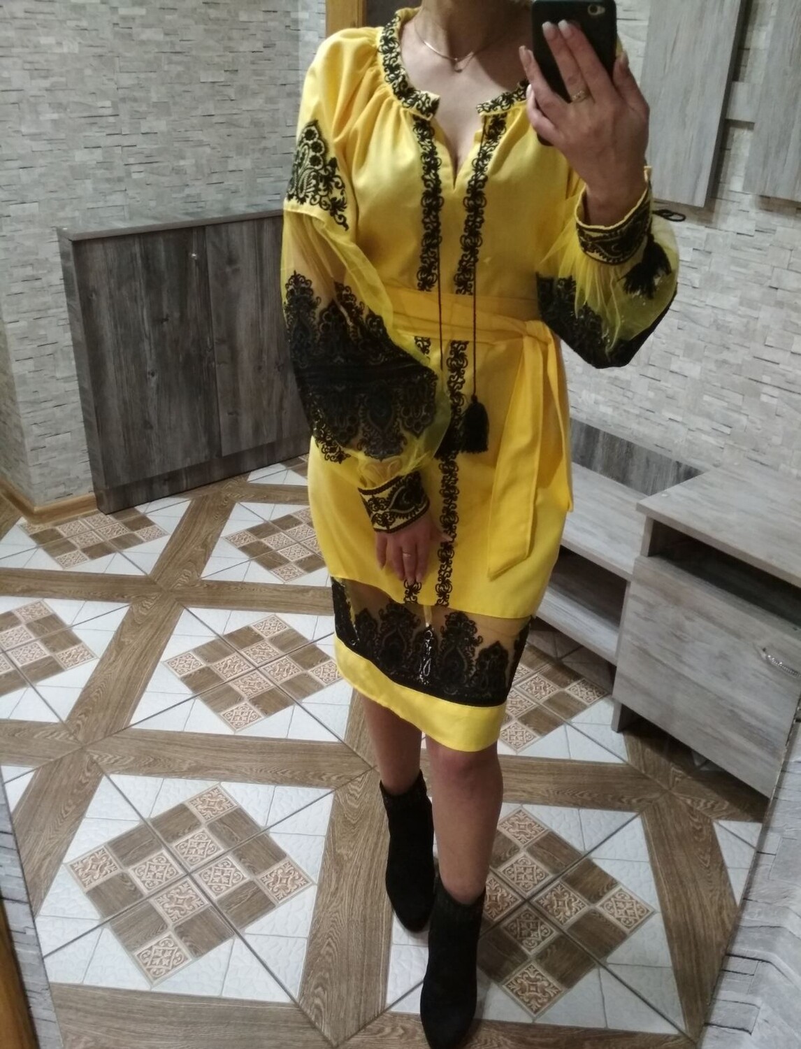 Вишиванка, жіноча вишивана сукня на жовтому домотканому (Арт. 02806)