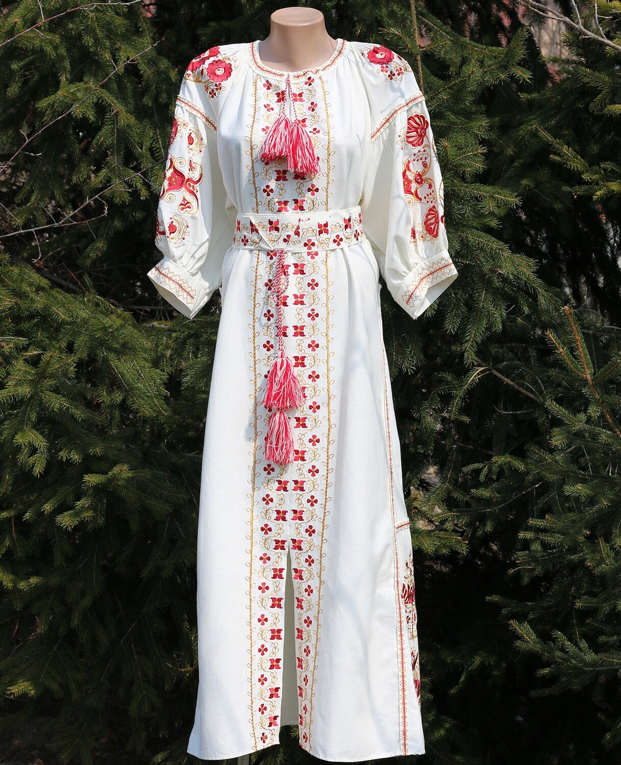 Вишиванка жіноча, сукня вишивана на льоні (Арт. 02809)