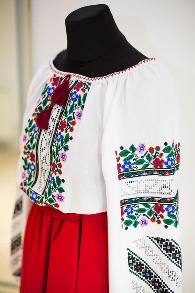 Вишиванка, жіноча вишивана блузка (Арт. 02919)