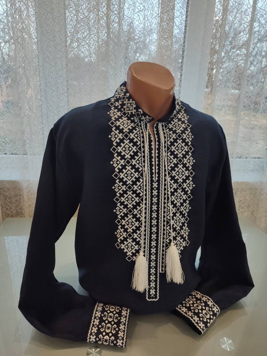 Вишиванка, чоловіча вишита сорочка на темно-синьому льоні (Арт. 03037)