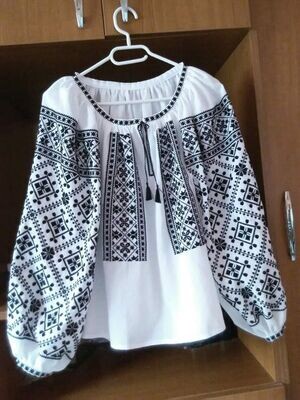 Вишиванка, жіноча вишивана блузка на домотканому полотні (Арт. 03159)