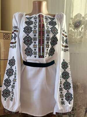 Вишиванка, жіноча вишивана блузка на домотканому полотні (Арт. 03273)