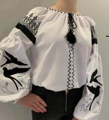 Вишиванка, жіноча вишивана блузка на домотканому полотні "Пташечки" (Арт. 03290) Вишиванка, жіноча вишивана блузка на домотканому полотні "Пташечки" (Арт. 03290)