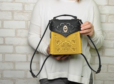 МІСЬКИЙ ЖІНОЧИЙ ШКІРЯНИЙ РЮКЗАК, МАЛЕНЬКИЙ СТИЛЬНИЙ РЮКЗАК, РУЧНА РОБОТА (Арт 03318) МІСЬКИЙ ЖІНОЧИЙ ШКІРЯНИЙ РЮКЗАК, МАЛЕНЬКИЙ СТИЛЬНИЙ РЮКЗАК, РУЧНА РОБОТА (Арт 03318)