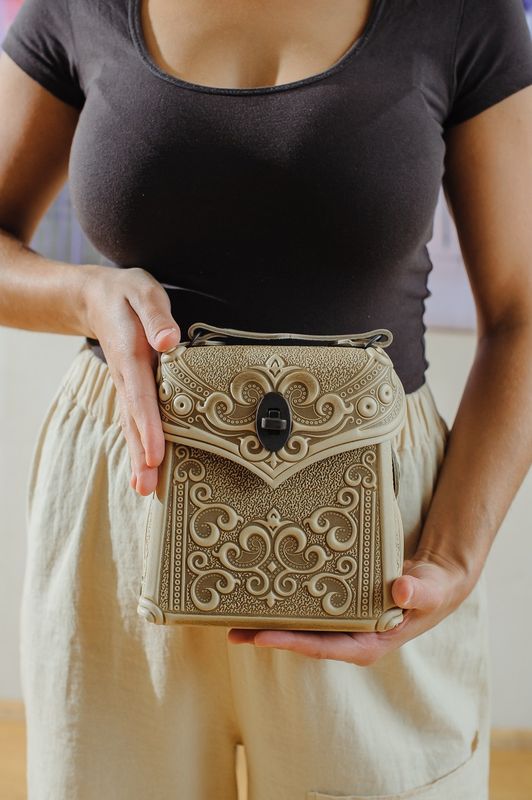 МІСЬКИЙ ЖІНОЧИЙ ШКІРЯНИЙ РЮКЗАК, МАЛЕНЬКИЙ СТИЛЬНИЙ РЮКЗАК, РУЧНА РОБОТА (Арт 03338) МІСЬКИЙ ЖІНОЧИЙ ШКІРЯНИЙ РЮКЗАК, МАЛЕНЬКИЙ СТИЛЬНИЙ РЮКЗАК, РУЧНА РОБОТА (Арт 03338)