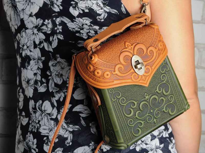 МІСЬКИЙ ЖІНОЧИЙ ШКІРЯНИЙ РЮКЗАК, МАЛЕНЬКИЙ СТИЛЬНИЙ РЮКЗАК, РУЧНА РОБОТА (Арт 03316) МІСЬКИЙ ЖІНОЧИЙ ШКІРЯНИЙ РЮКЗАК, МАЛЕНЬКИЙ СТИЛЬНИЙ РЮКЗАК, РУЧНА РОБОТА (Арт 03316)