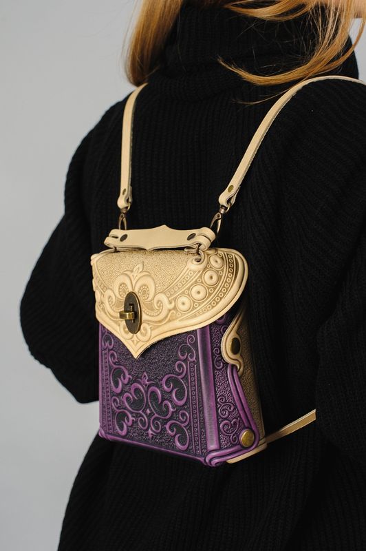 МІСЬКИЙ ЖІНОЧИЙ ШКІРЯНИЙ РЮКЗАК, МАЛЕНЬКИЙ СТИЛЬНИЙ РЮКЗАК, РУЧНА РОБОТА (Арт 03342) МІСЬКИЙ ЖІНОЧИЙ ШКІРЯНИЙ РЮКЗАК, МАЛЕНЬКИЙ СТИЛЬНИЙ РЮКЗАК, РУЧНА РОБОТА (Арт 03342)