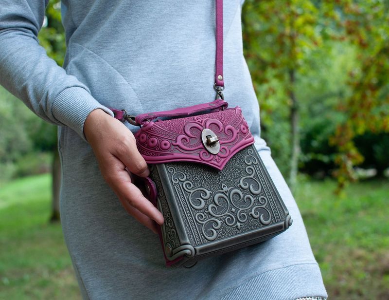 МІСЬКИЙ ЖІНОЧИЙ ШКІРЯНИЙ РЮКЗАК, МАЛЕНЬКИЙ СТИЛЬНИЙ РЮКЗАК, РУЧНА РОБОТА (Арт 03346) МІСЬКИЙ ЖІНОЧИЙ ШКІРЯНИЙ РЮКЗАК, МАЛЕНЬКИЙ СТИЛЬНИЙ РЮКЗАК, РУЧНА РОБОТА (Арт 03346)