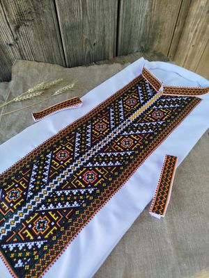 Вишиванка ручної роботи, чоловіча вишита сорочка (Арт. 03370) Вишиванка ручної роботи, чоловіча вишита сорочка (Арт. 03370)