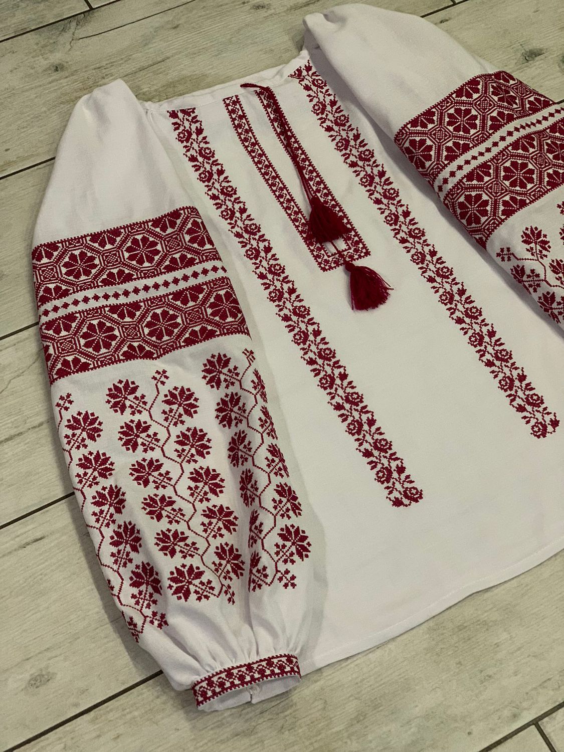 Вишиванка, жіноча вишивана блузка на домотканому полотні (Арт. 03432)