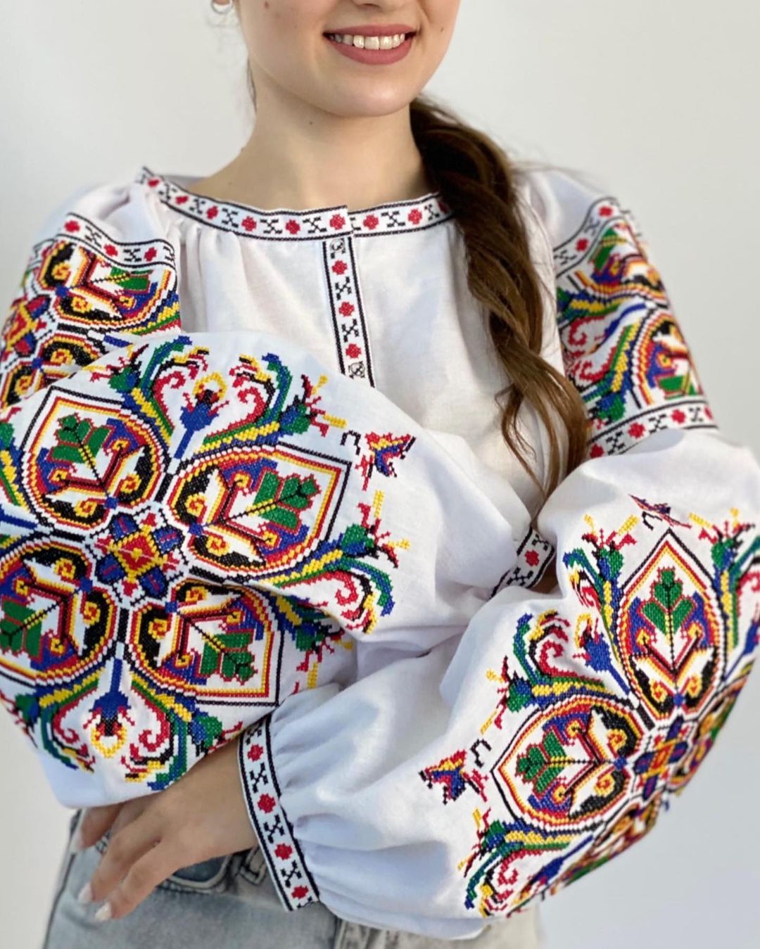 Вишиванка, жіноча вишивана блузка на домотканому полотні (Арт. 03449)