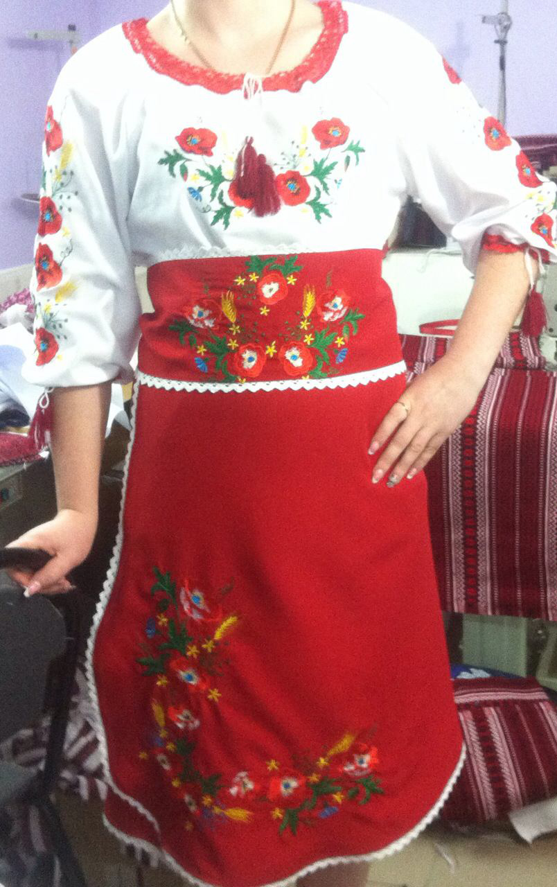 Костюм вишиваний жіночий &quot;Яскраві маки&quot; (Арт. 01839). Ціна 480 грн.