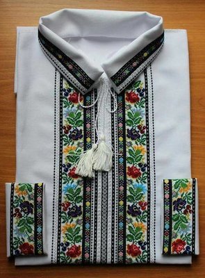 Вишиванка, чоловіча вишита сорочка  (Арт. 01876)