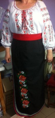 Костюм вишиваний жіночий "Яскраві троянди" (Арт. 01896) Костюм вишиваний жіночий "Яскраві троянди" (Арт. 01896)