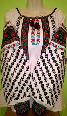 Вишиванка жіноча, блузка з унікальним орнаментом (Арт. 01910)