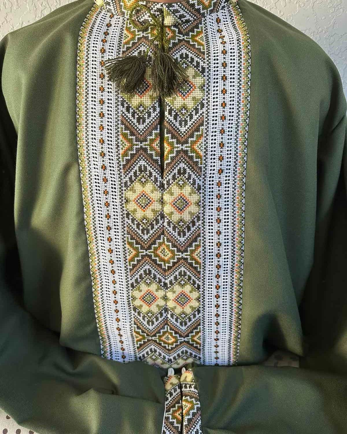 Вишиванка, чоловіча вишита сорочка &quot;Колоритна&quot;  (Арт. 03663)