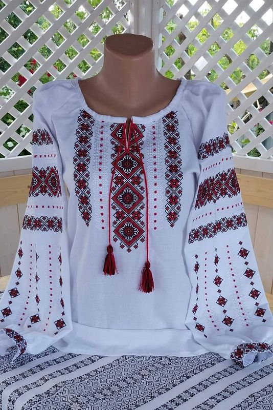 Вишиванка, жіноча вишивана блузка на домотканому полотні (Арт. 03680)