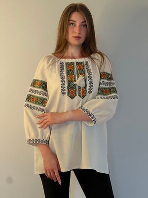 Вишиванка, жіноча вишивана блузка на домотканому полотні (Арт. 03688) Вишиванка, жіноча вишивана блузка на домотканому полотні (Арт. 03688)