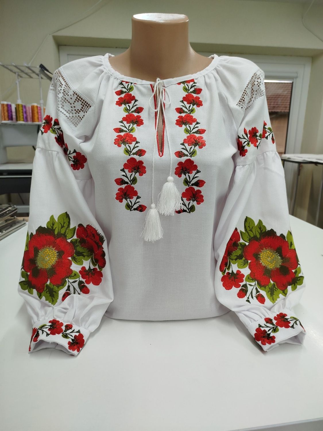 Вишиванка, жіноча вишивана блузка на домотканому полотні (Арт. 03542)