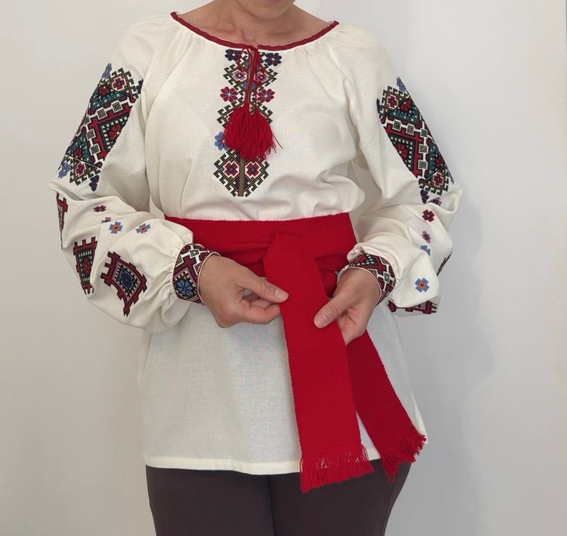 Вишиванка, жіноча вишивана блузка на домотканому полотні (Арт. 03705)