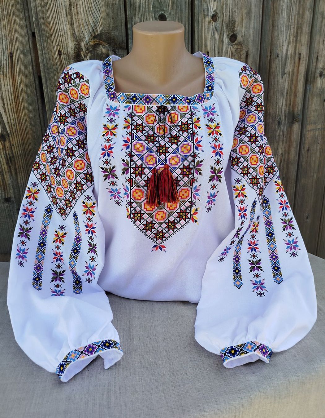 Вишиванка, жіноча вишивана блузка "Яскраві зіроньки" (Арт. 03550)