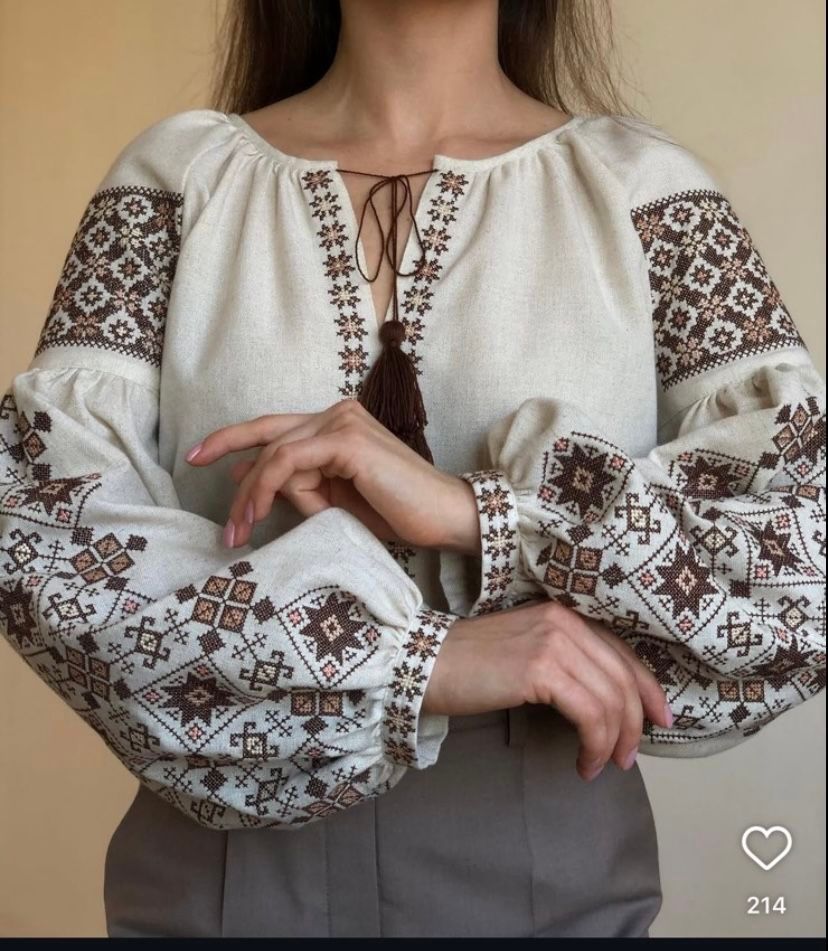 Вишиванка, жіноча вишивана блузка на сірому домотканому полотні (Арт. 03738)