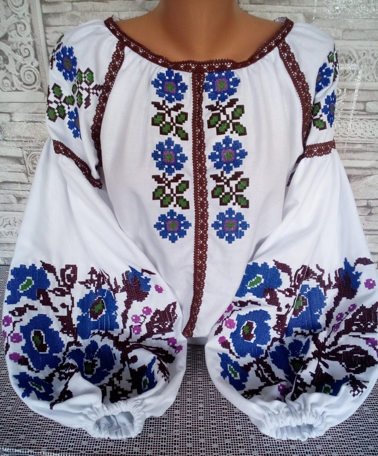 Вишиванка, жіноча вишивана блузка на домотканому полотні (Арт. 02078)