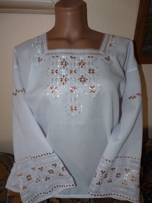 Вишиванка, жіноча вишивана блузка ручної роботи (Арт. 02093) Вишиванка, жіноча вишивана блузка ручної роботи (Арт. 02093)