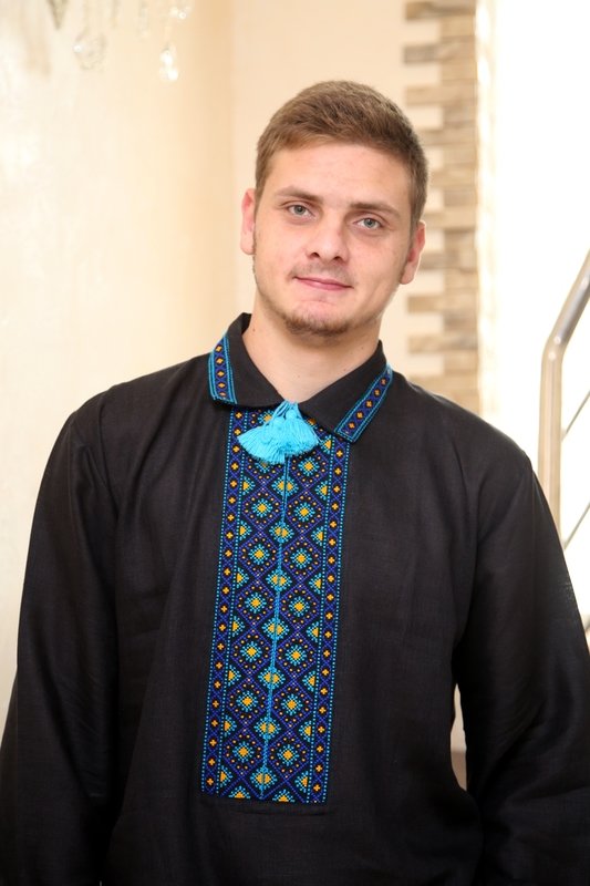 Вишиванка ручної роботи,чоловіча синіми та жовтими нитками  (Арт. 02145)