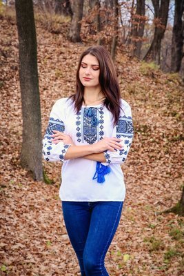 Вишиванка, жіноча вишивана блузка на домотканому полотні (Арт. 02010)