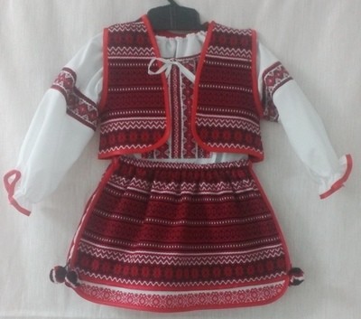 Костюмчик вишиваний для дівчинки (Арт. 00953) Костюмчик вишиваний для дівчинки (Арт. 00953)
